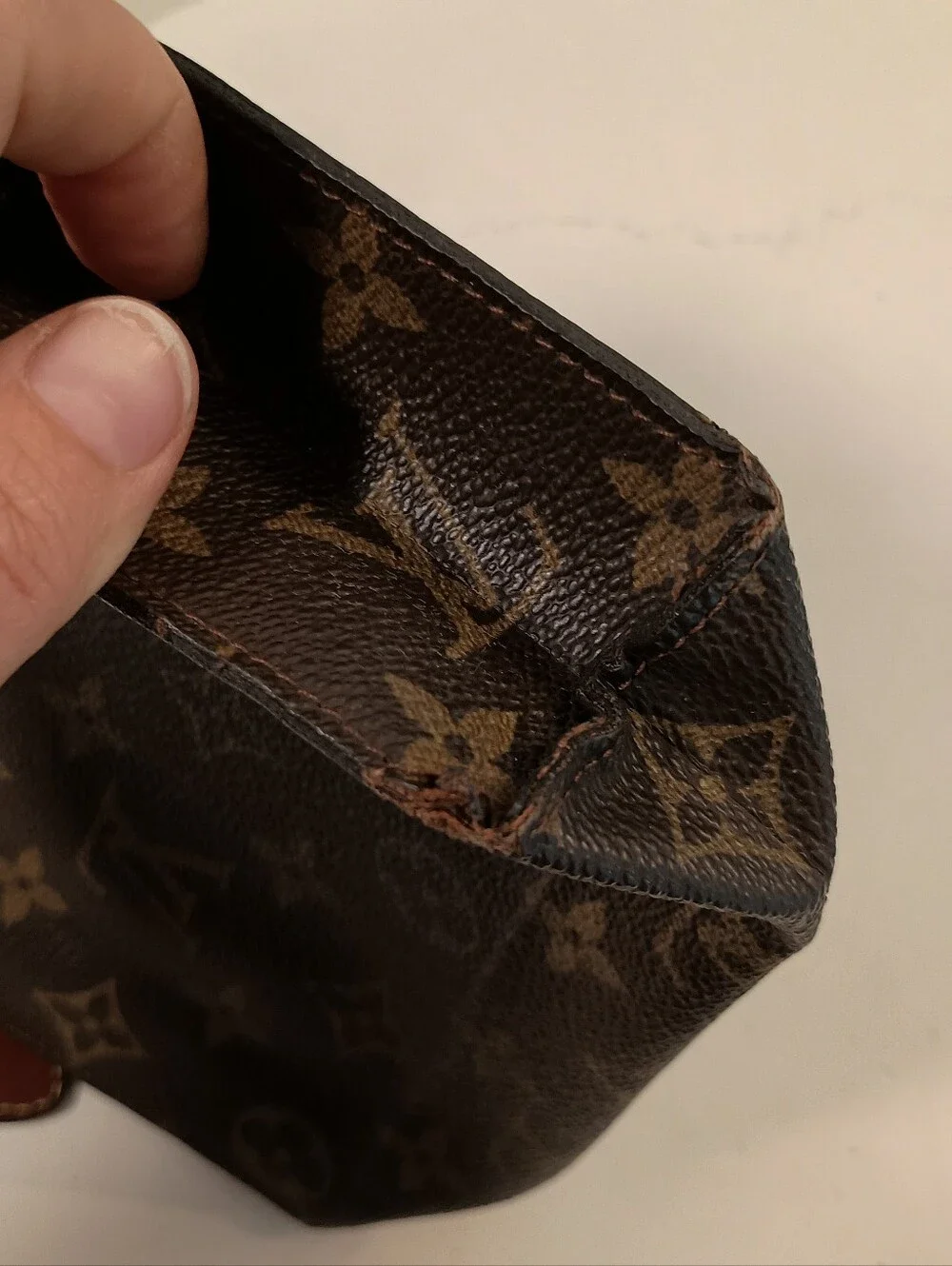 Authentic Vintage Louis Vuitton Monogram Trousse Toilette 15 Cosmetic Pouch